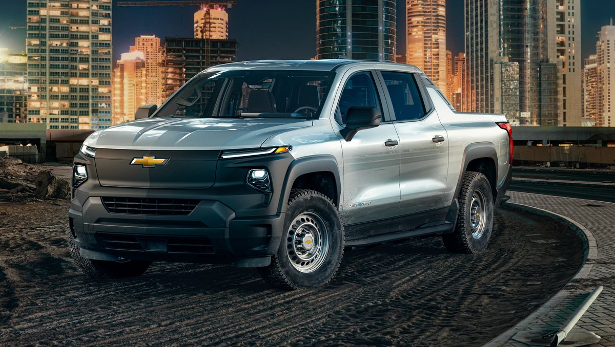 2022-chevrolet-silverado-ev-19-1641371340.jpg