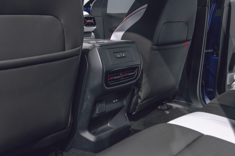 2024-chevrolet-silverado-ev-rst-167-1641310241.jpg