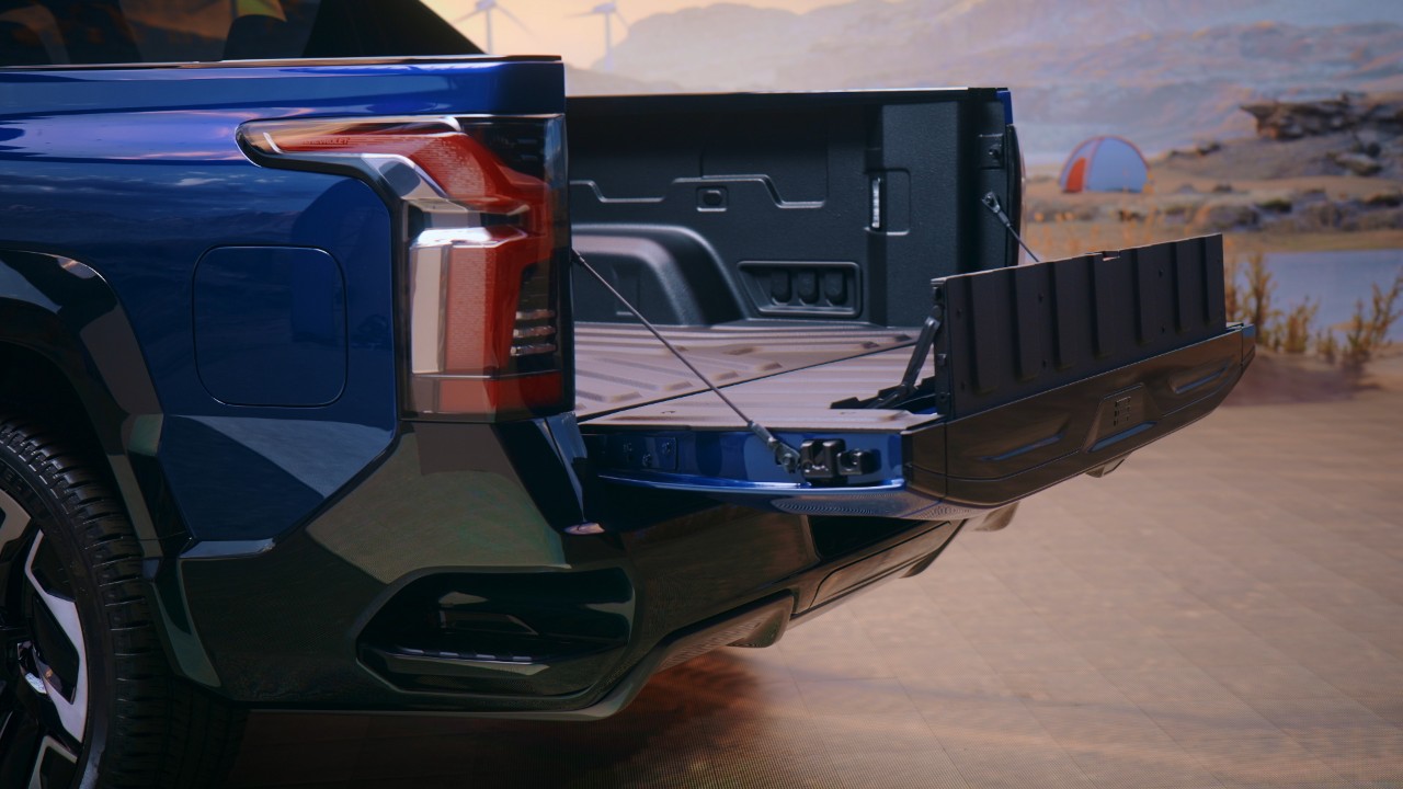 2024-Silverado-EV-RST-012.jpg