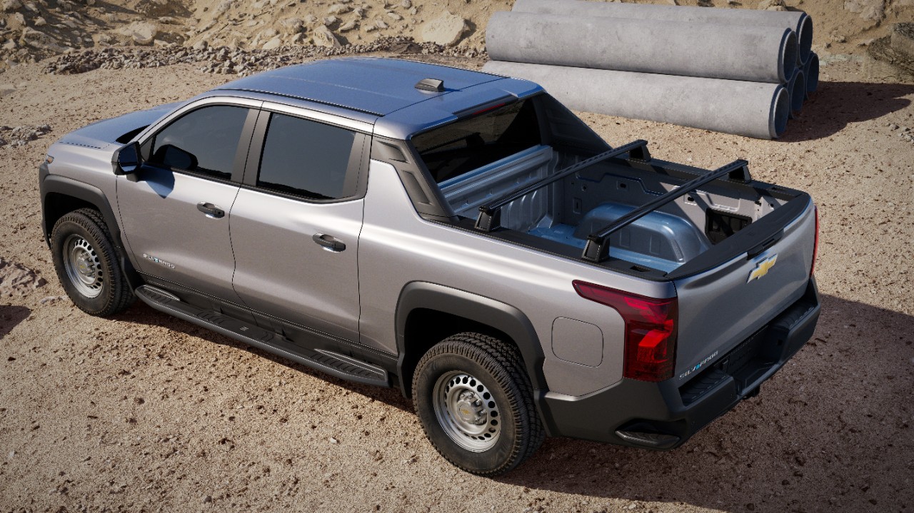 2024-Silverado-EV-WT-050.jpg