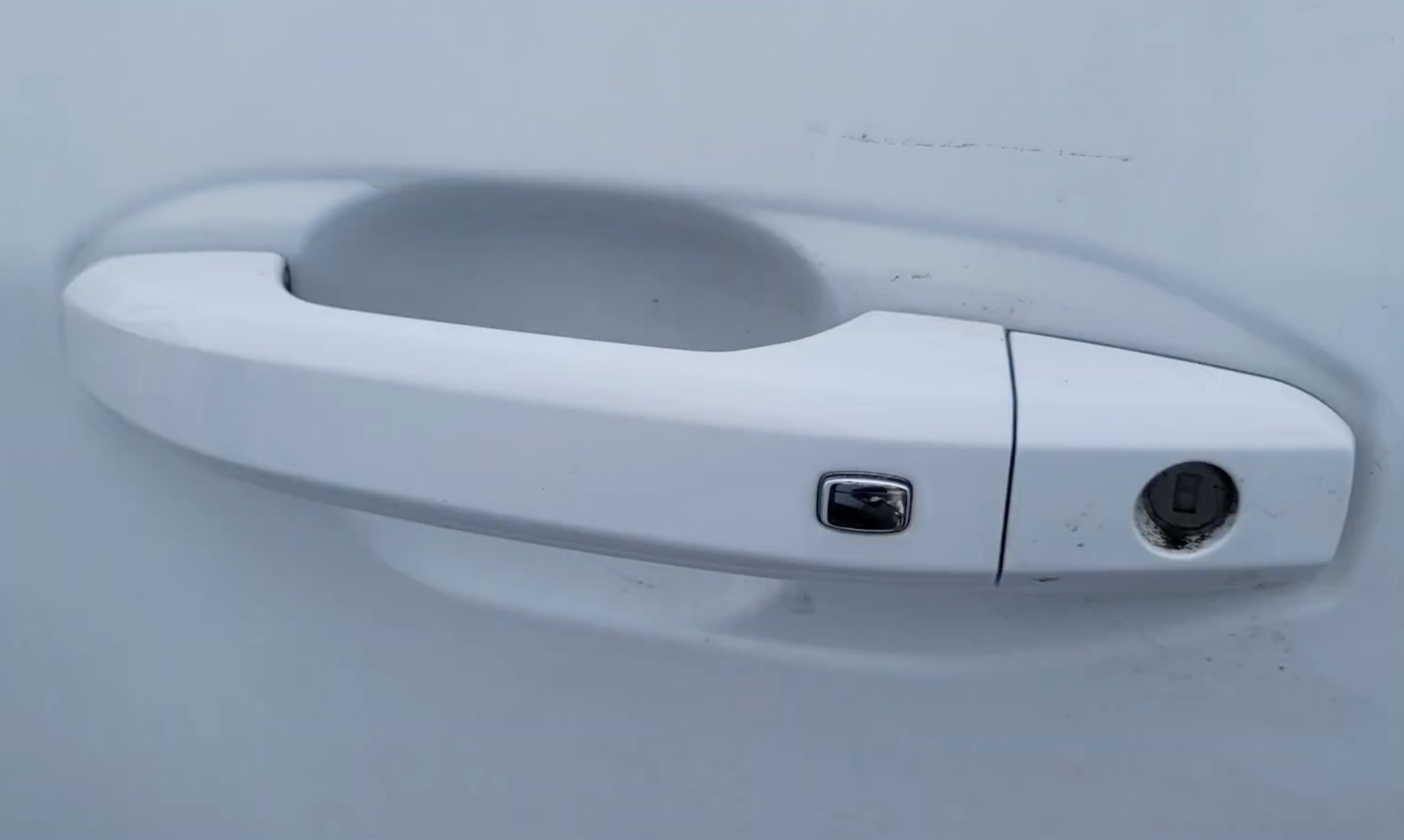 Silverado EV prototype spotted 23.jpg