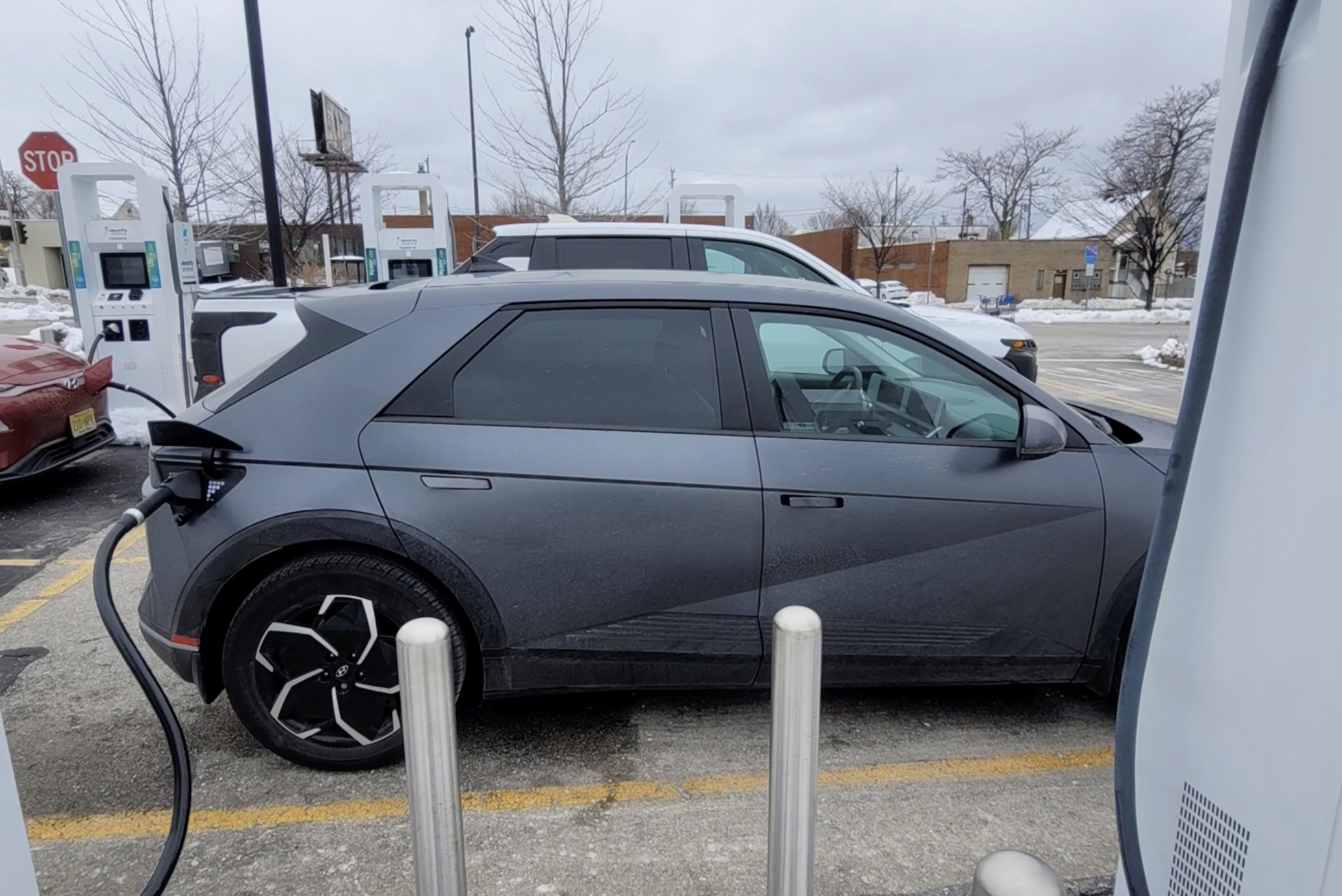 Silverado EV prototype spotted 6.jpg
